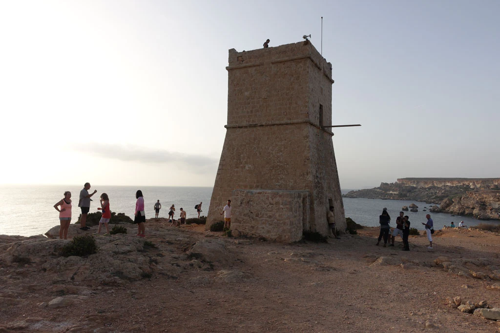 FRAGMENTA Malta by Bettina Hutschek...