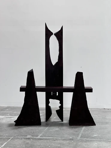 Throne Chair 