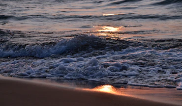 Sunset of a Thousand sun's , Golden light crashing 