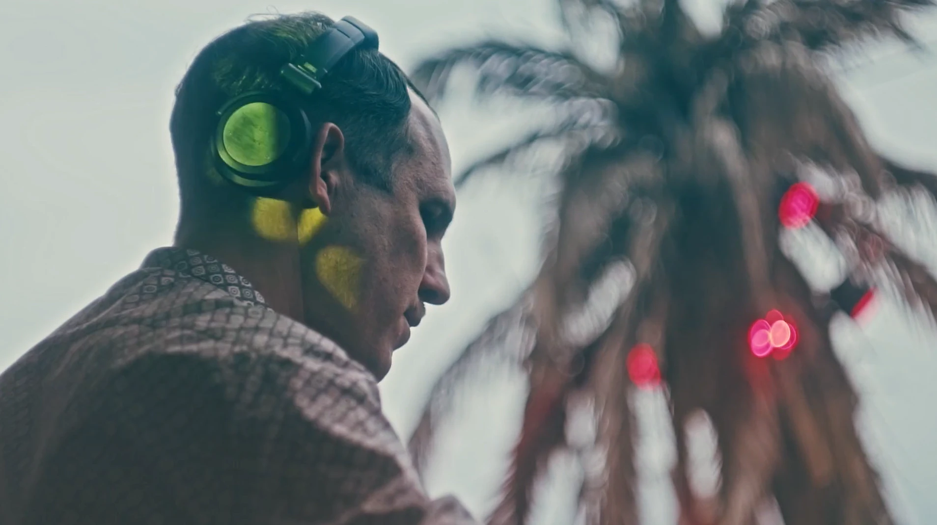 Smirnoff Sound Collective - Inside by Jan Rödger...