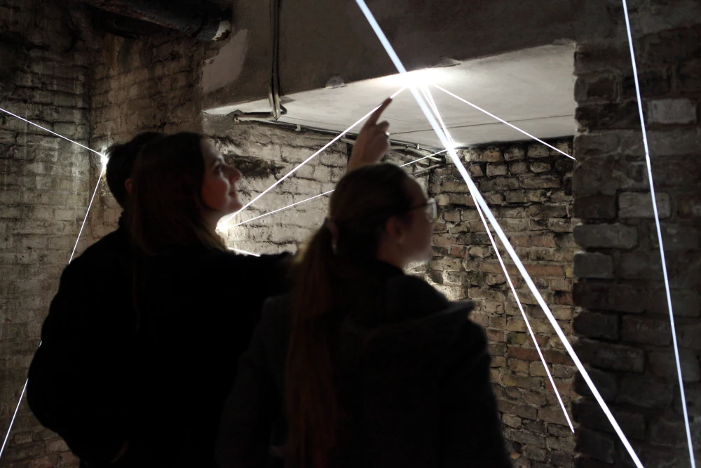Extended Mind - Light Art Weekend by Alice Hinrichs...