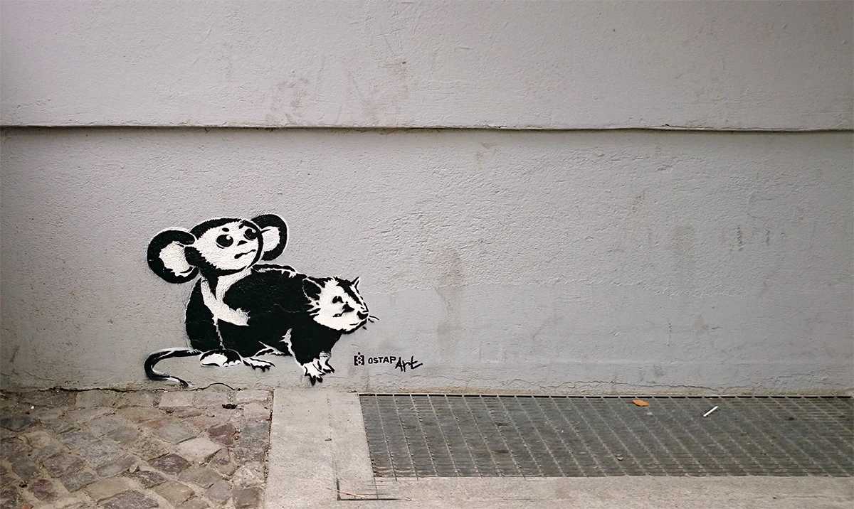 "Loving Art"- Stencil Street Art Series by Ostap by OSTAP (OST.UP)...