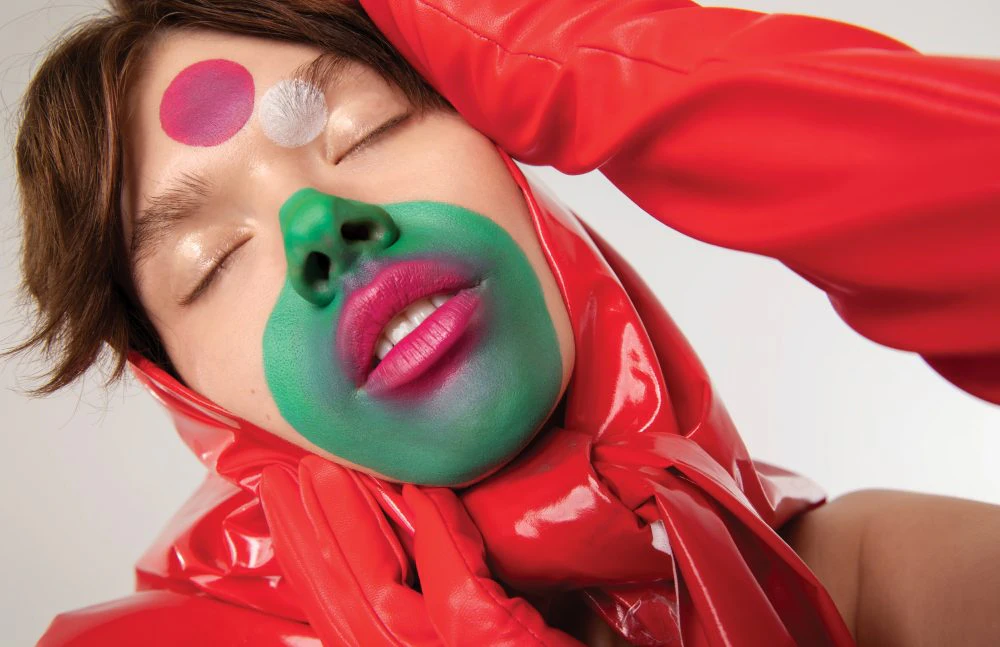 SUPREMATISTISCH FOR SCHÖN MAGAZINE by Yulia Reznikov...