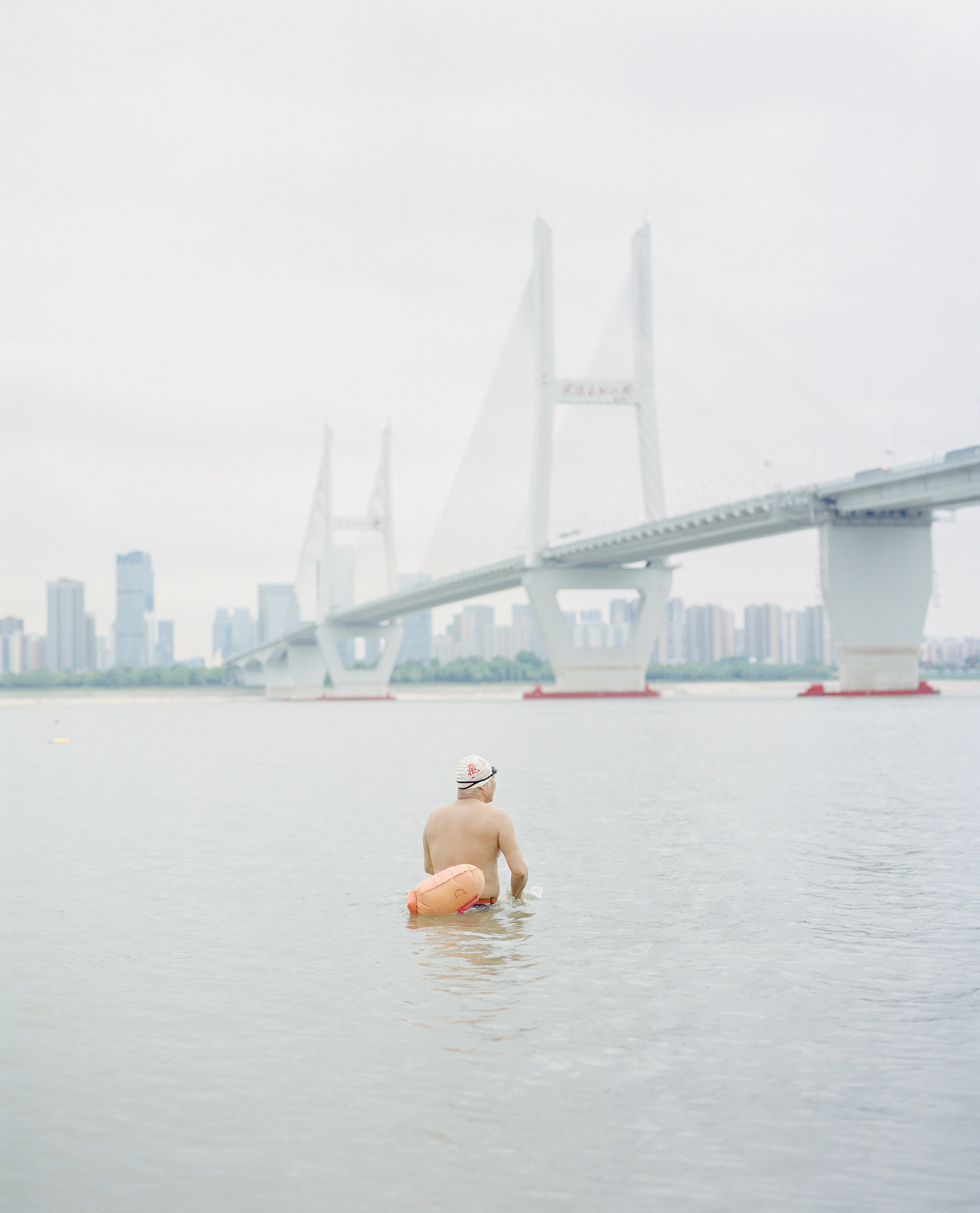 Along the Yangtze River (Wuhan) by Zhishang Lian...