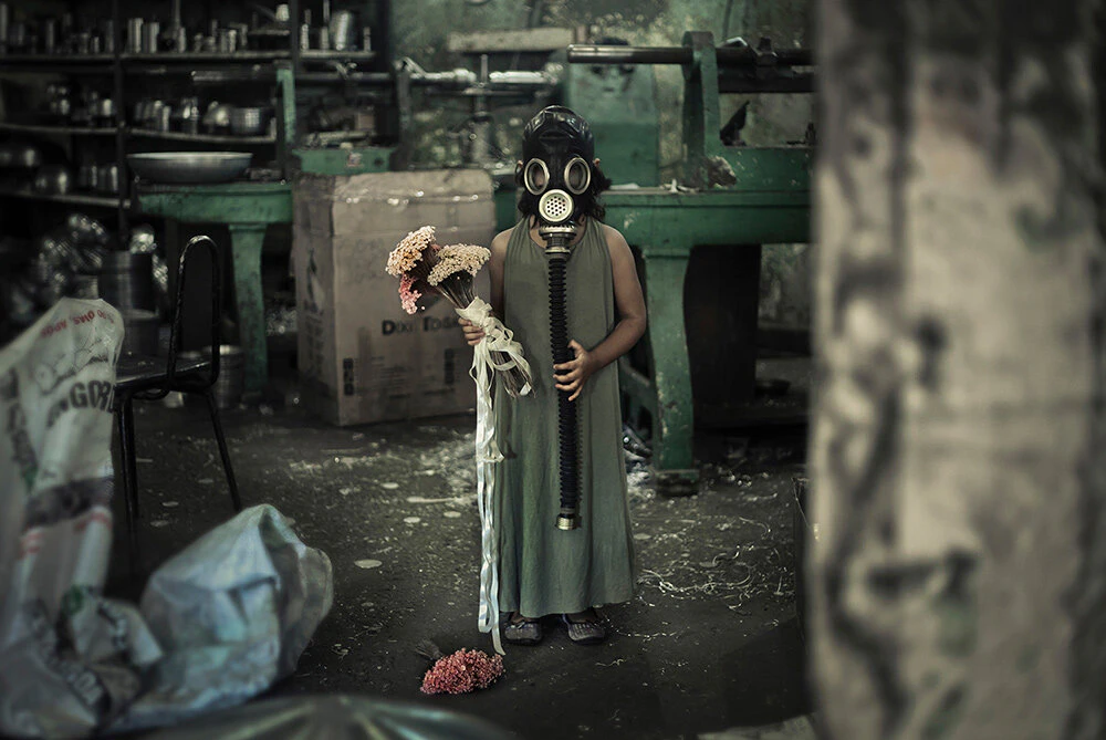 Girl With The Gas Mask (2012)