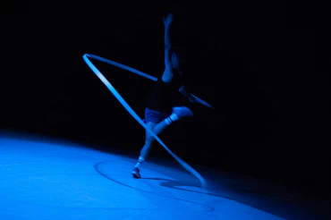 Blue (ribbon dance)
