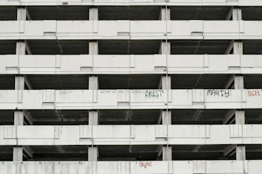 "The Invisible Wall" Haus der Statistik, Karl-Marx-Allee, Mitte, Berlin (2021)