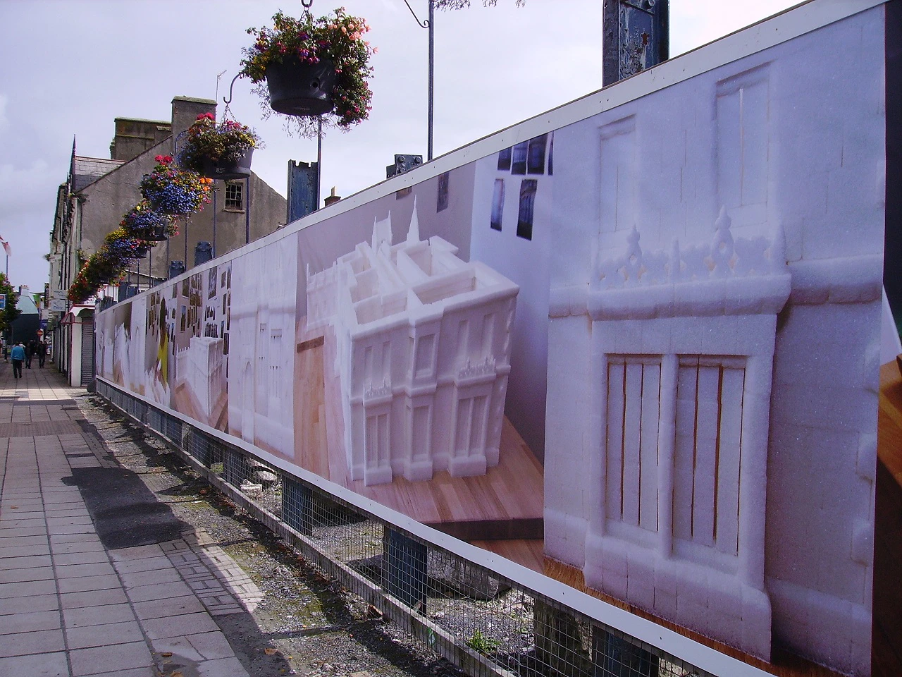 ART ON THE SEAFRONT (2011)