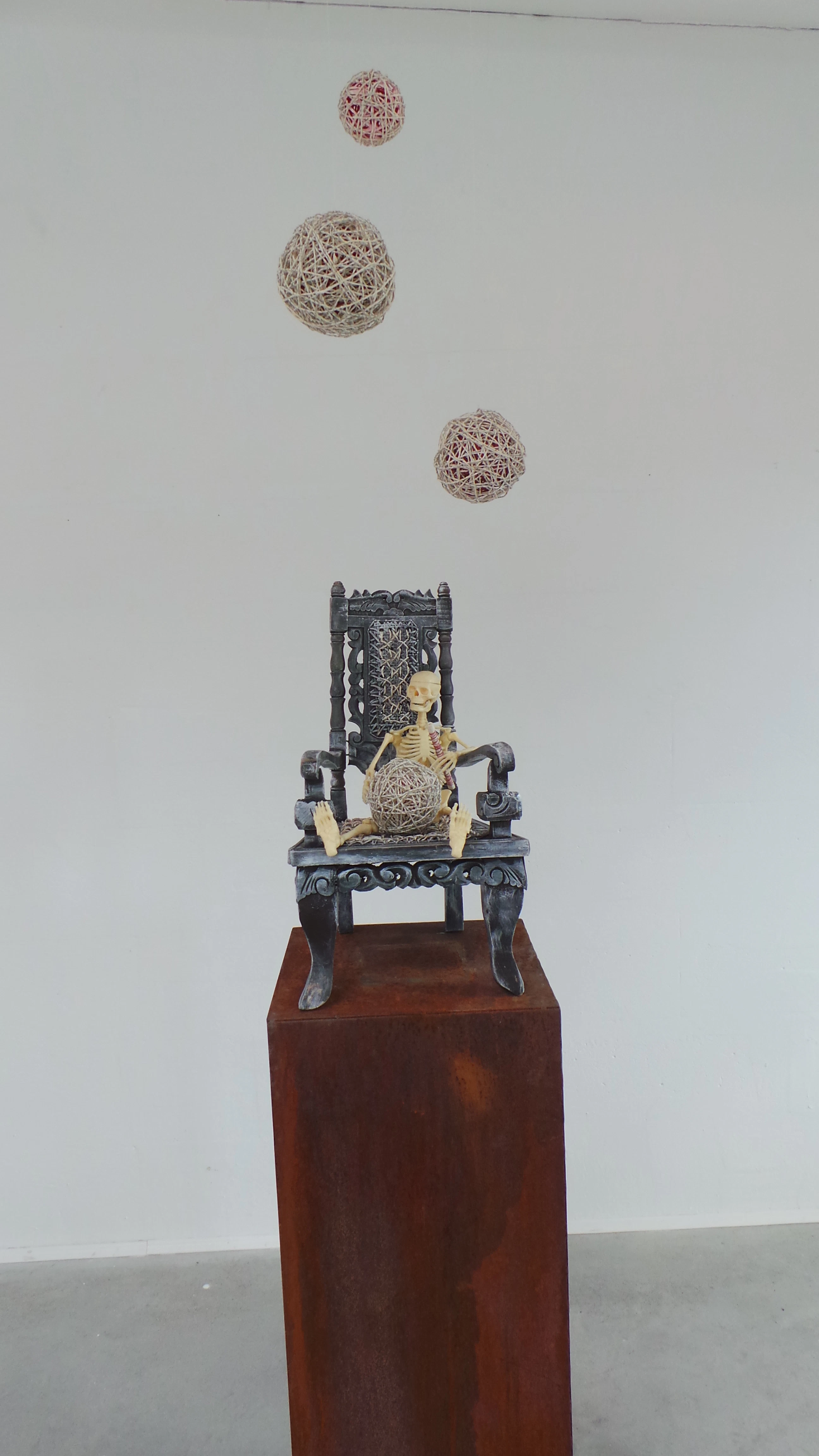 AKTionale II, Das Nackte Sein 2014  by sculpture network...