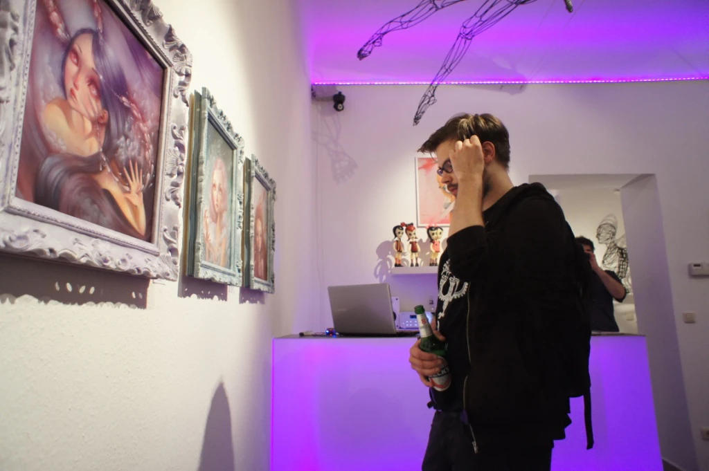 CHAOS/KOSMOS Vernissage  by Pink Zeppelin Gallery...