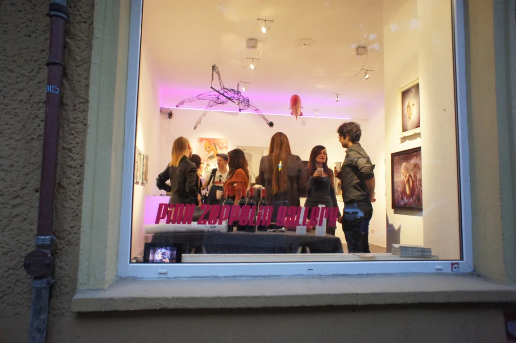 CHAOS/KOSMOS Vernissage  by Pink Zeppelin Gallery...