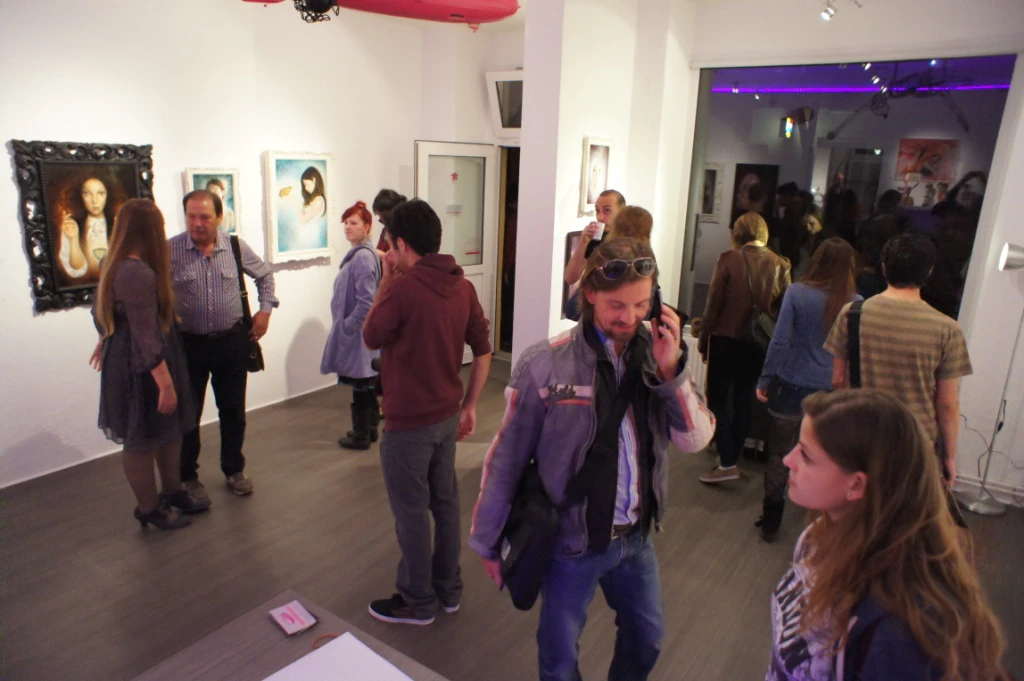 CHAOS/KOSMOS Vernissage  by Pink Zeppelin Gallery...