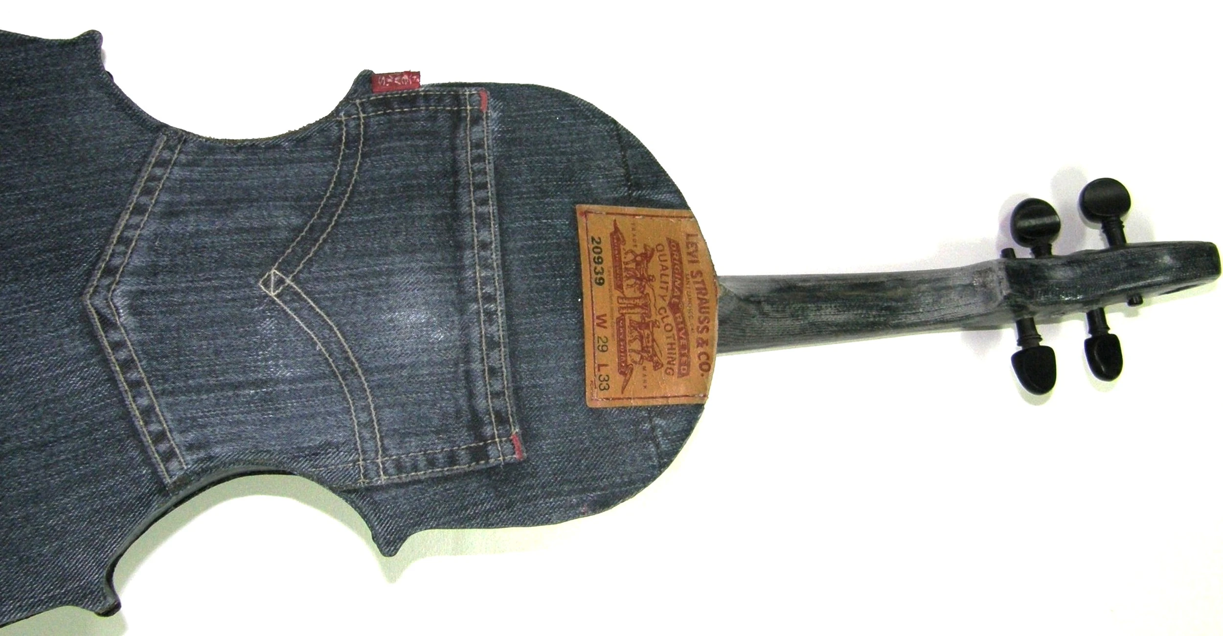 Levi's denim violin, the second life of your old pants.