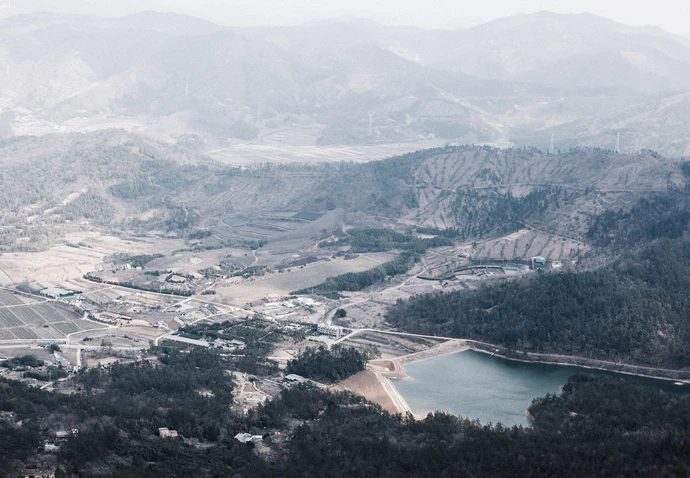 Ken Lum Lee  (Seoul State of Mind) by KALTBLUT Magazine...